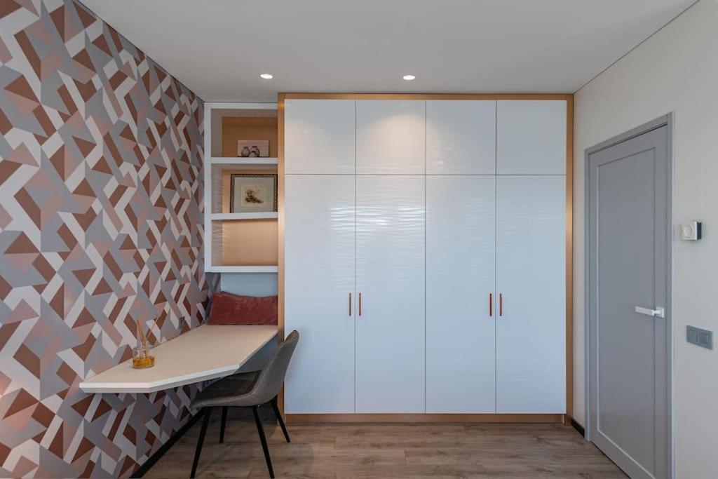 Bright Kaunas Apartment With Castle View المظهر الخارجي الصورة